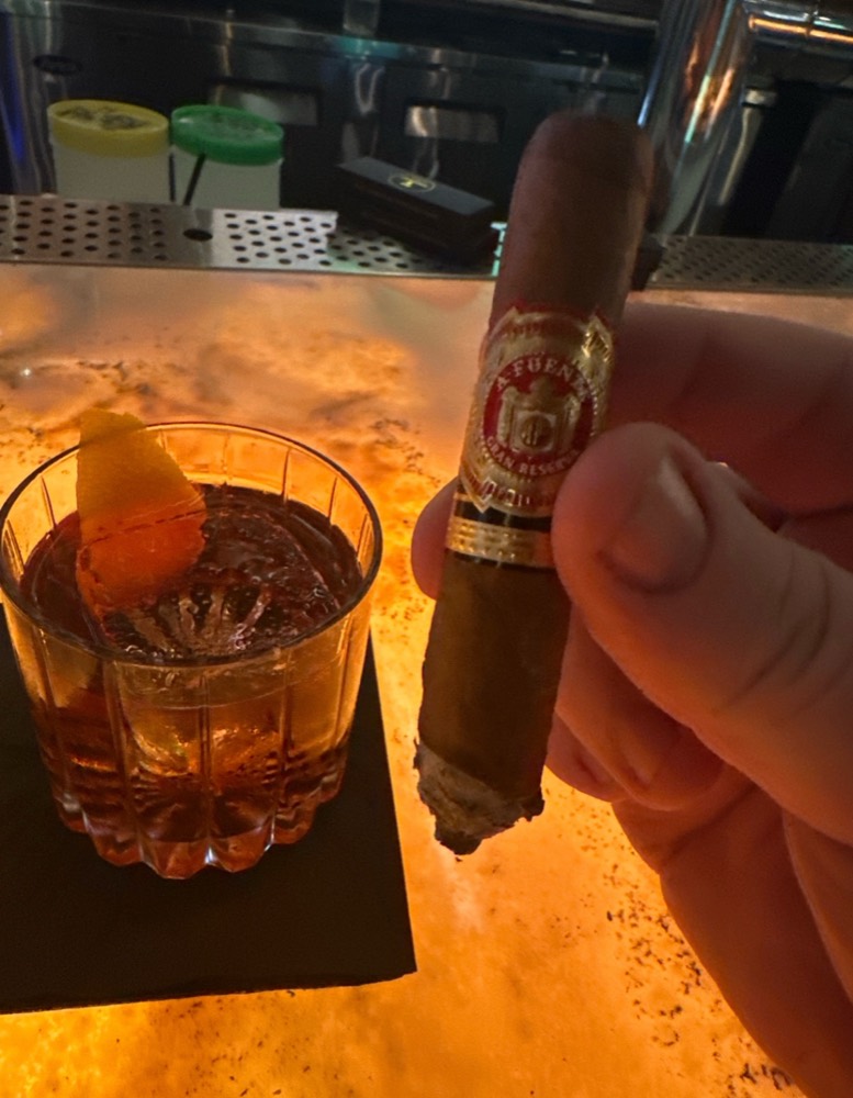 Arturo Fuente Hemingway Short Story