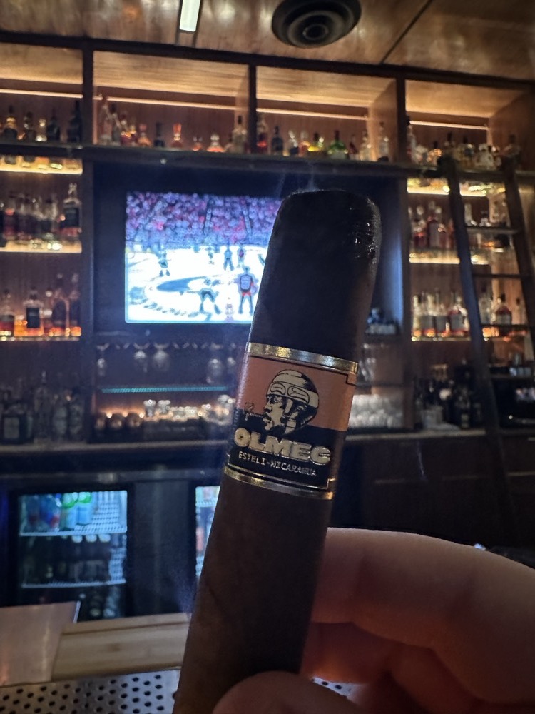 Foundation Olmec Maduro